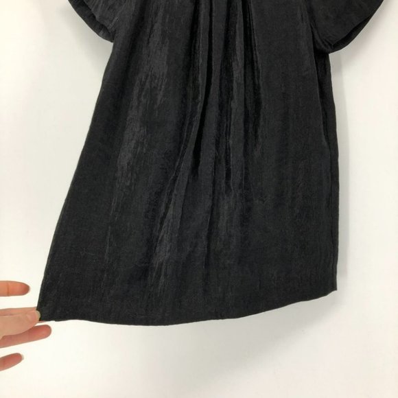 Club Monaco crepe black pleated scoop neck short sleeve blouse XS - Picture 3 of 12